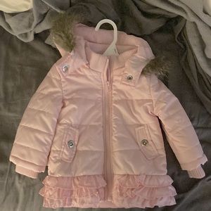 Starting Out brand from Dillard’s. Orig price is $49. Size is 18 months